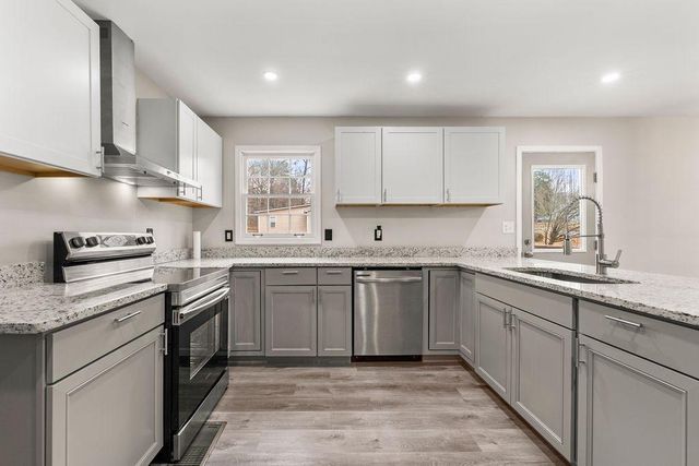 1200 Park Place Drive, Jonesboro, GA 30236