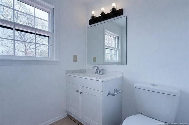 218 Viking Road, Fayetteville, NC 28303