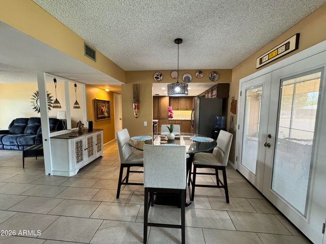 11035 W CARON Drive, Sun City, AZ 85351