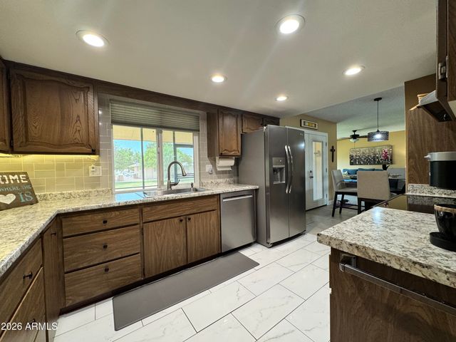 11035 W CARON Drive, Sun City, AZ 85351