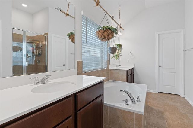 213 Treasure Trove PATH, Kyle, TX 78640