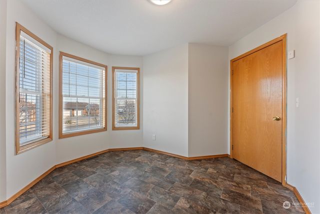 4073 W Cove West Drive, Moses Lake, WA 98837