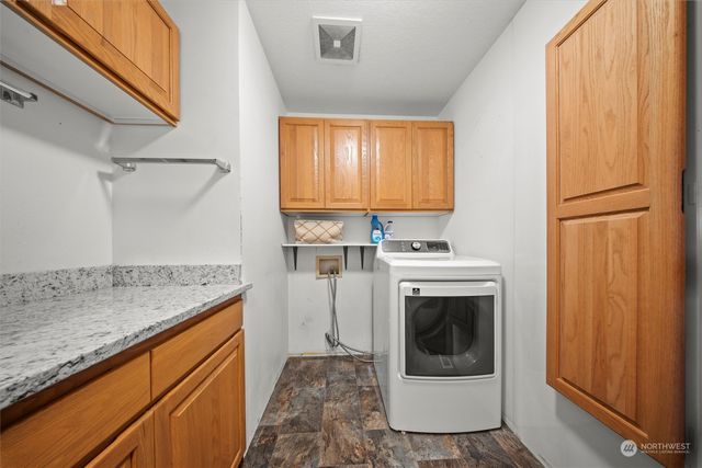 4073 W Cove West Drive, Moses Lake, WA 98837