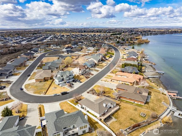 4073 W Cove West Drive, Moses Lake, WA 98837
