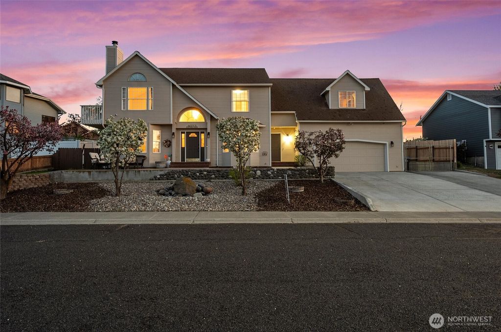 4073 W Cove West Drive, Moses Lake, WA 98837