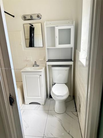 1503 N 20th Avenue, Hollywood, FL 33020
