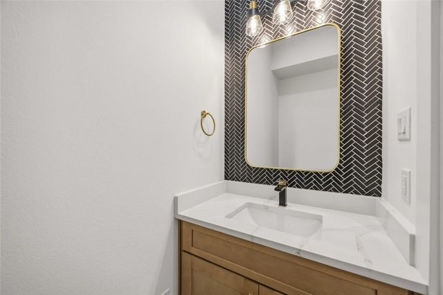8210 Lawler Street A, Houston, TX 77051