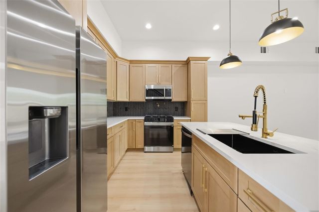 8210 Lawler Street A, Houston, TX 77051
