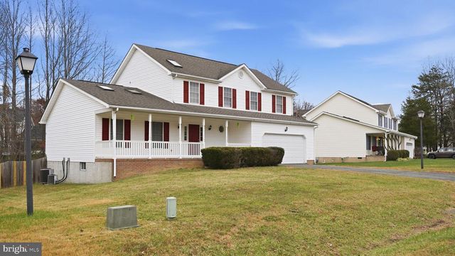 11921 STONEHENGE DR, Fredericksburg, VA 22407