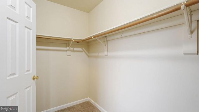 11921 STONEHENGE DR, Fredericksburg, VA 22407