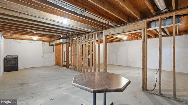 11921 STONEHENGE DR, Fredericksburg, VA 22407