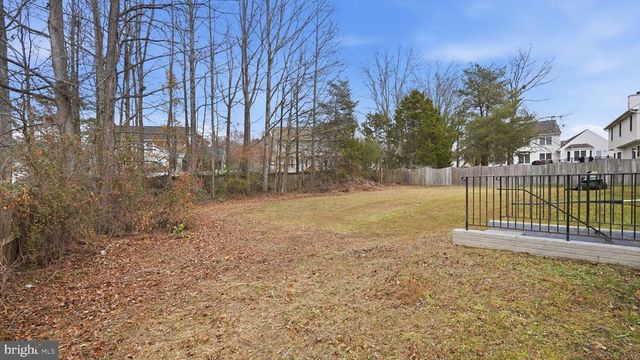 11921 STONEHENGE DR, Fredericksburg, VA 22407