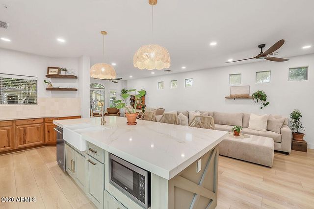 3116 E TAMARISK Street, Gilbert, AZ 85296