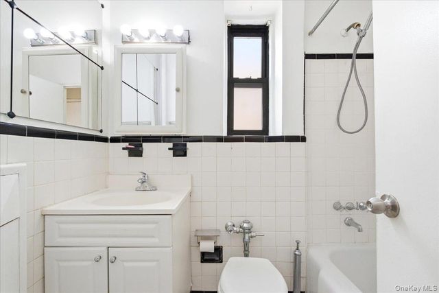 102-12 65th Avenue C35, Forest Hills, NY 11375