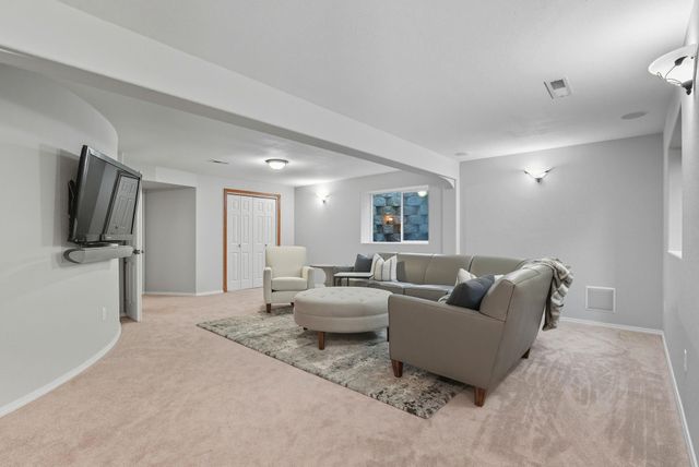 4357 S Greystone Ln, Spokane, WA 99223