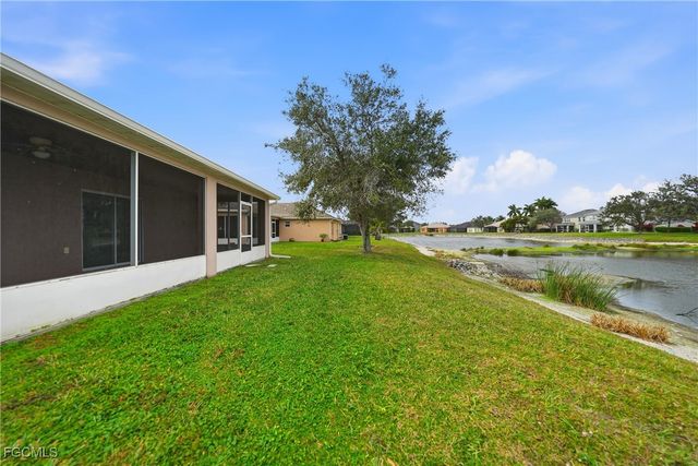2735 Suncoast Lakes BLVD, Punta Gorda, FL 33980