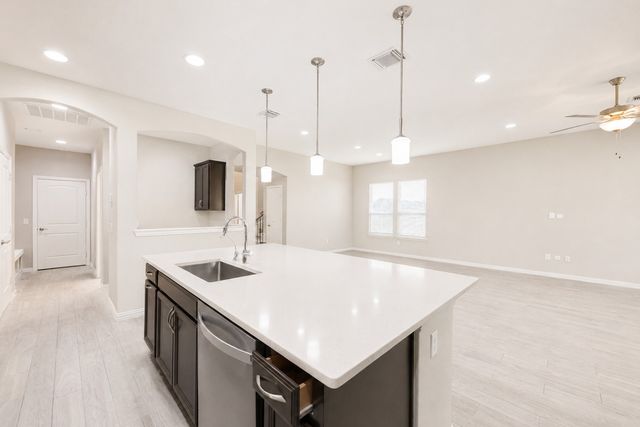 4509 Expedition Drive, Oak Point, TX 75068