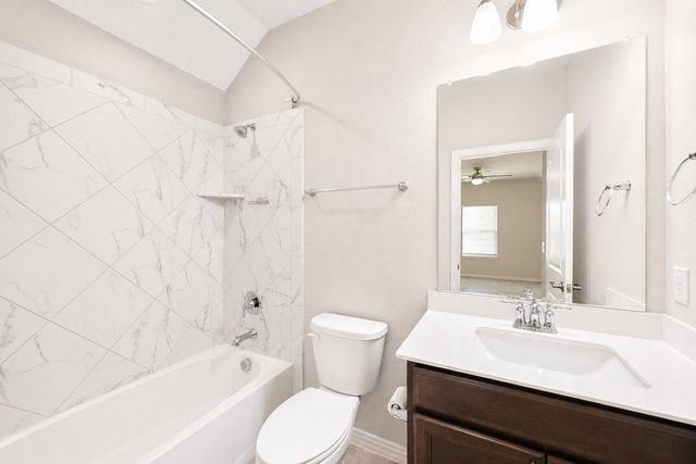 4509 Expedition Drive, Oak Point, TX 75068