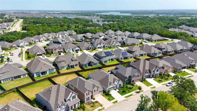 4509 Expedition Drive, Oak Point, TX 75068