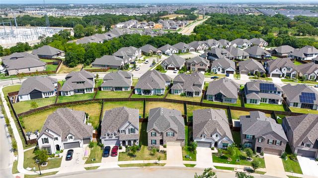 4509 Expedition Drive, Oak Point, TX 75068