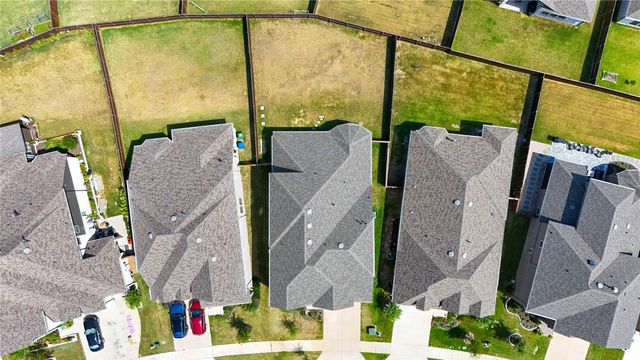 4509 Expedition Drive, Oak Point, TX 75068