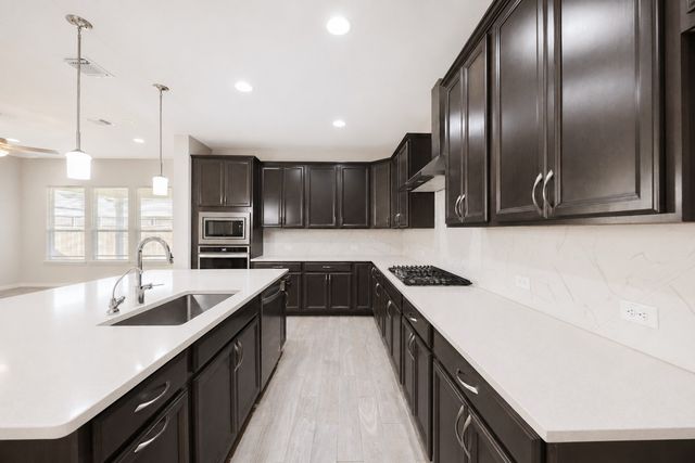 4509 Expedition Drive, Oak Point, TX 75068