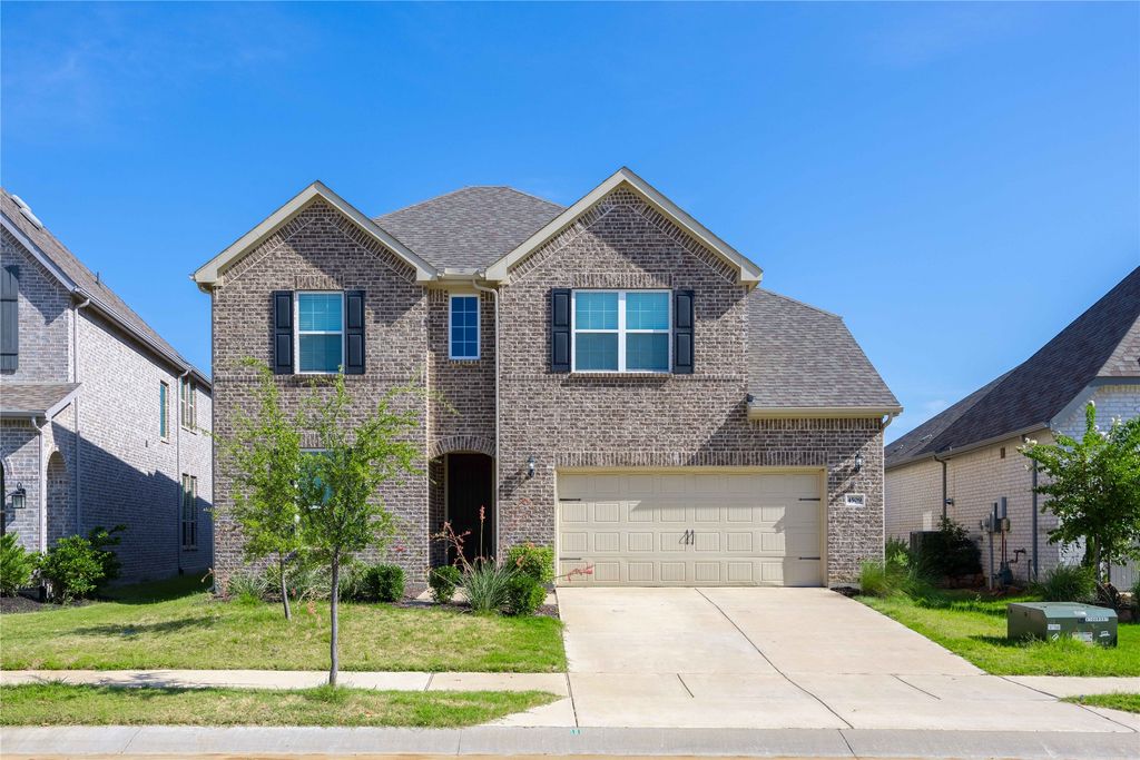4509 Expedition Drive, Oak Point, TX 75068