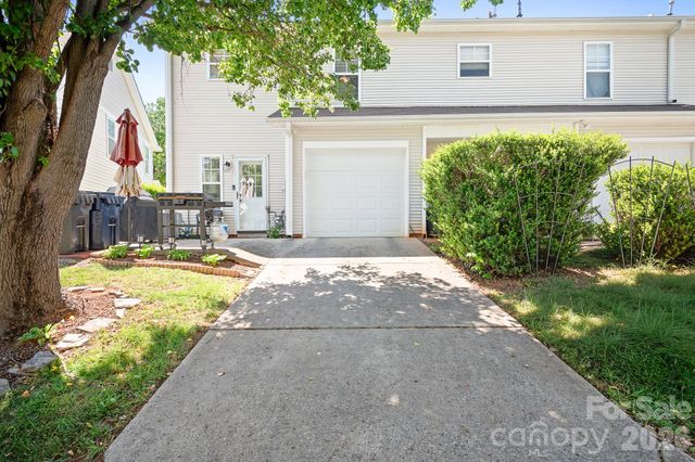 16923 Bridgeton Lane, Huntersville, NC 28078