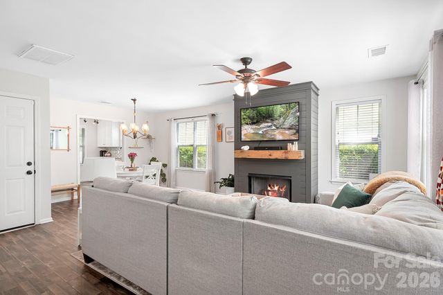 16923 Bridgeton Lane, Huntersville, NC 28078