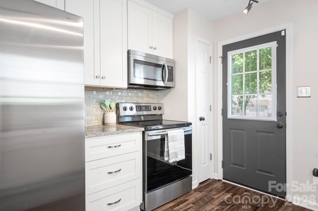 16923 Bridgeton Lane, Huntersville, NC 28078