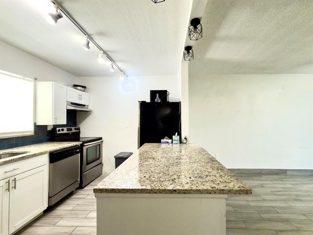 6507 Winfield Boulevard 206-c, Margate, FL 33063