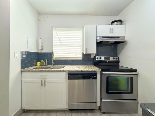 6507 Winfield Boulevard 206-c, Margate, FL 33063