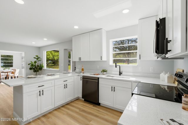 6749 MOPSY Lane, Jacksonville, FL 32210