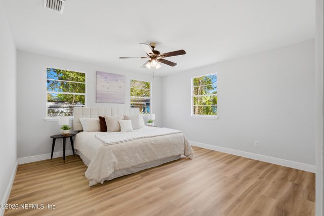 6749 MOPSY Lane, Jacksonville, FL 32210