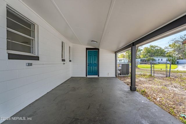 6749 MOPSY Lane, Jacksonville, FL 32210