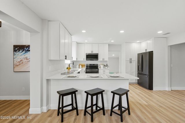 6749 MOPSY Lane, Jacksonville, FL 32210