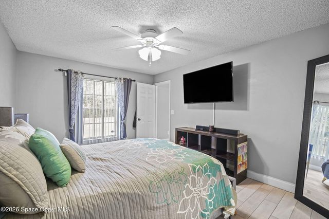 1212 Ashboro Circle SE, Palm Bay, FL 32909