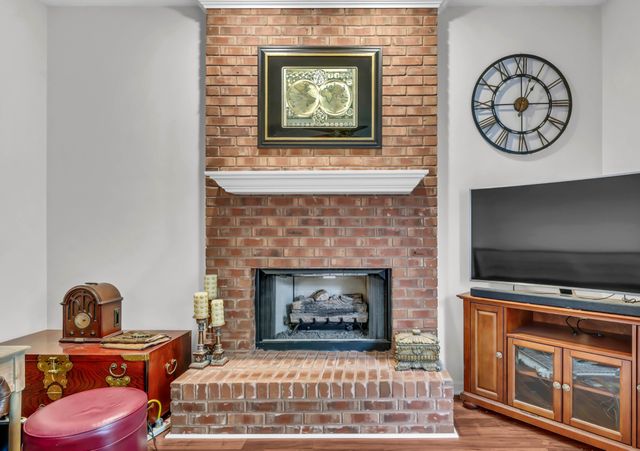 846 Woodstock Ct, Clarksville, TN 37040