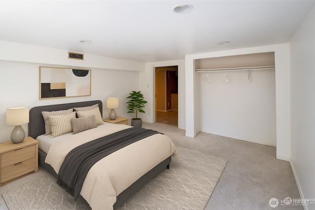 11711 82ND Avenue S, Seattle, WA 98178