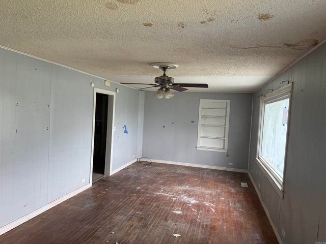 901 SW 3rd, Atkins, AR 72823