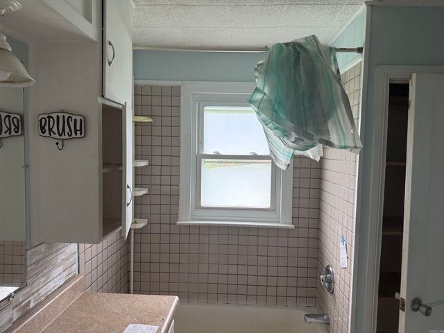 901 SW 3rd, Atkins, AR 72823