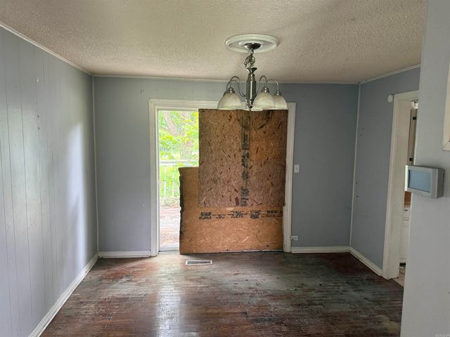 901 SW 3rd, Atkins, AR 72823
