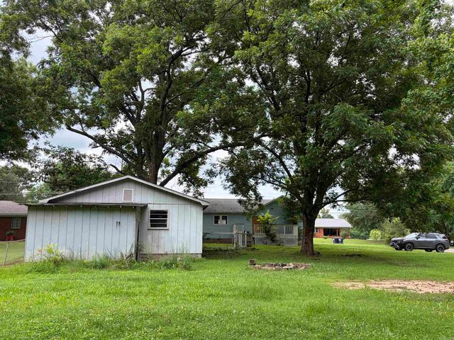 901 SW 3rd, Atkins, AR 72823