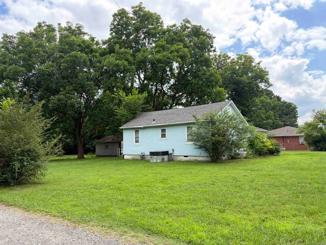 901 SW 3rd, Atkins, AR 72823