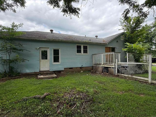 901 SW 3rd, Atkins, AR 72823