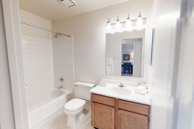 1128 Johnson Drive 3521, Buffalo Grove, IL 60089