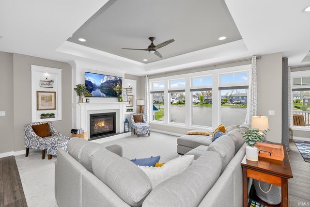 54745 Sacramento Meadows Drive, Osceola, IN 46561