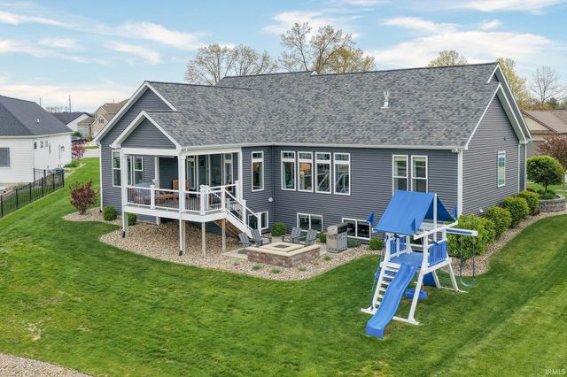 54745 Sacramento Meadows Drive, Osceola, IN 46561