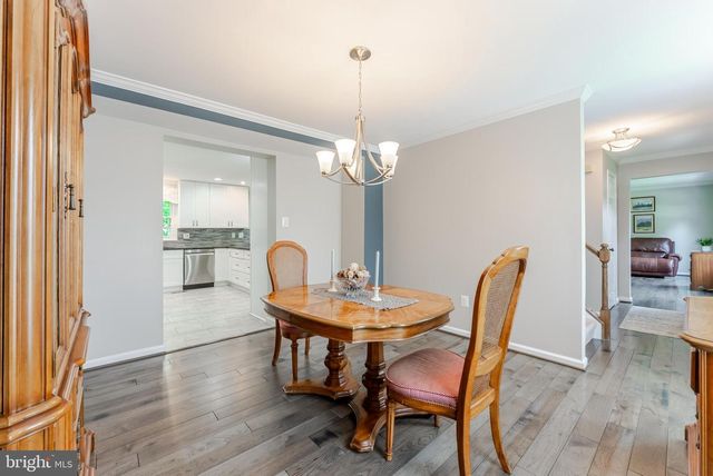 6600 CRAYFORD ST, Burke, VA 22015
