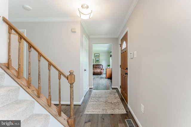 6600 CRAYFORD ST, Burke, VA 22015